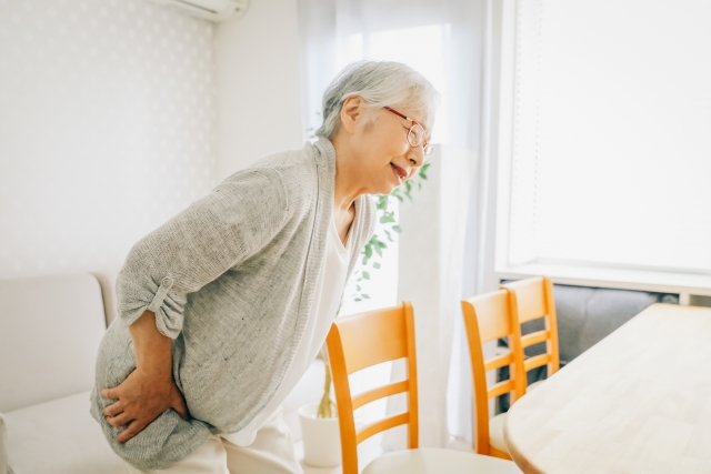 自宅で転倒…！立てない